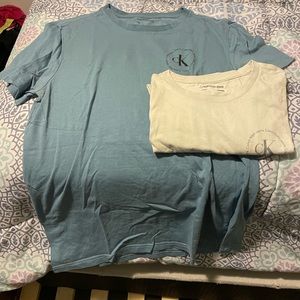 2 Calvin Klein Graphic T-Shirts